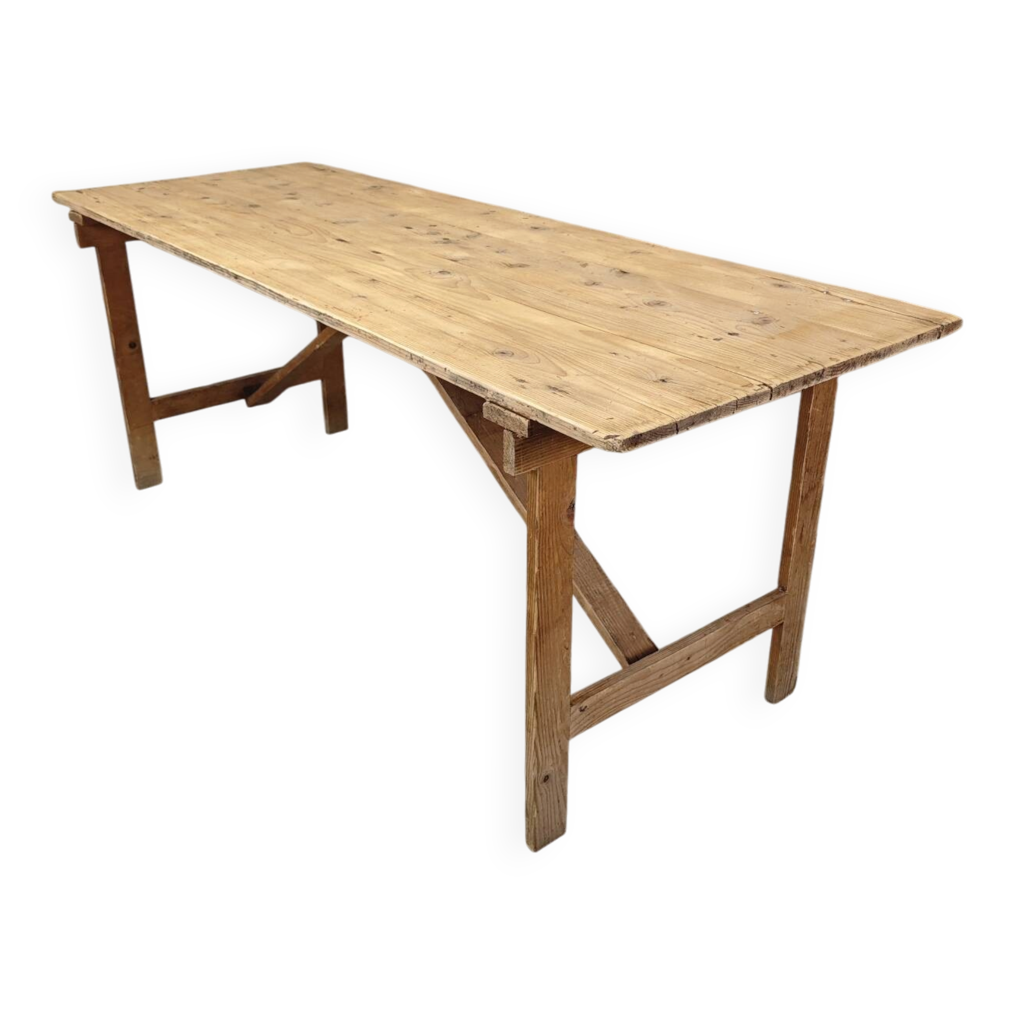Pine garden table
