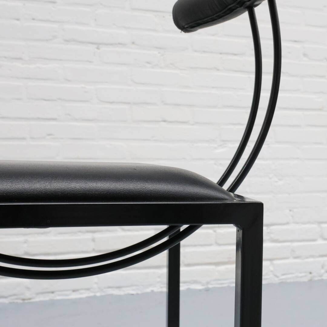 Chaise de salle à manger postmoderne Artelano