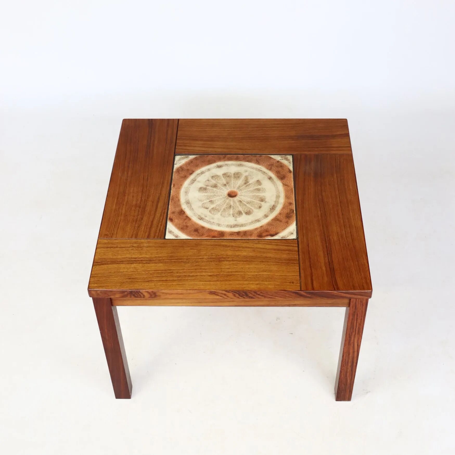 Table basse en palissandre et céramique