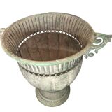 Round medici in patinated iron