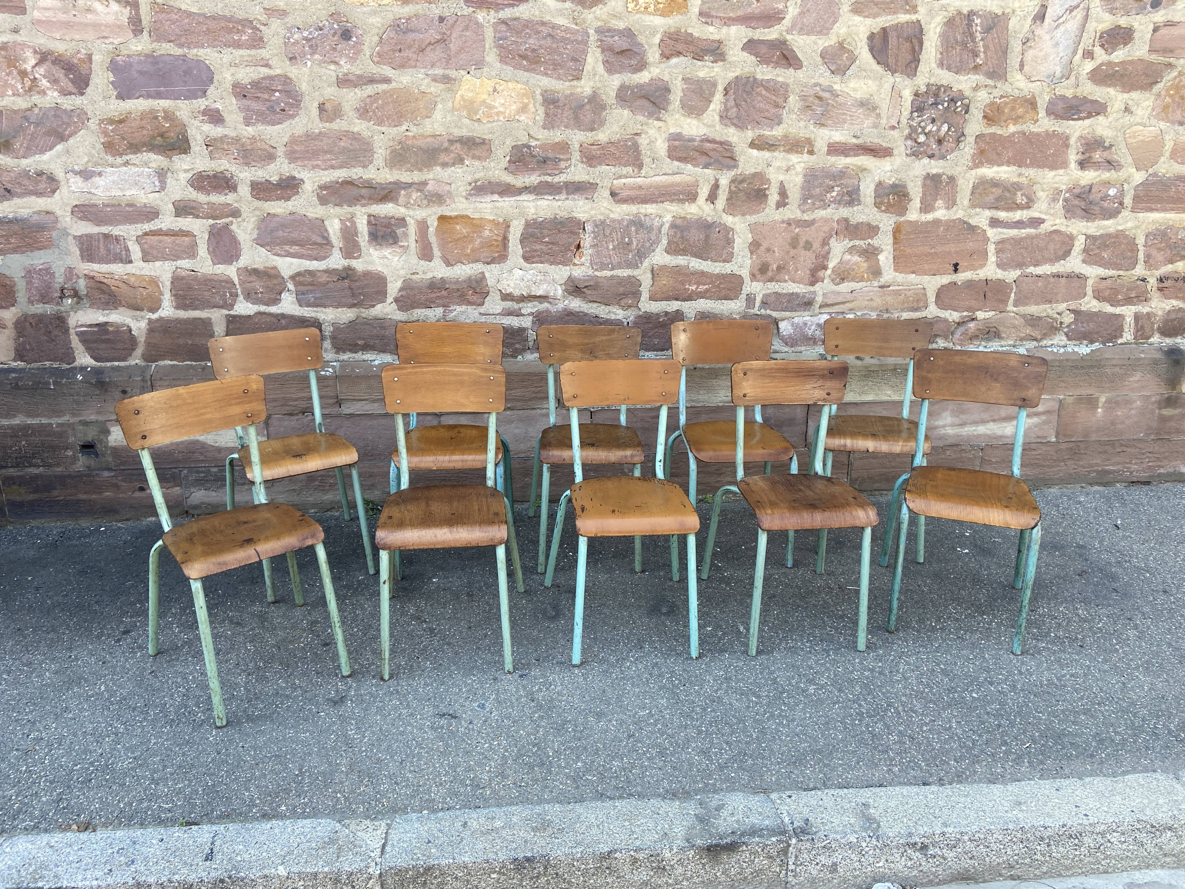 Lot de 10 chaises d'école 60s  industrielle école vintage collectivités mullca