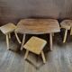 Ensemble table basse et tabourets brutaliste campagne