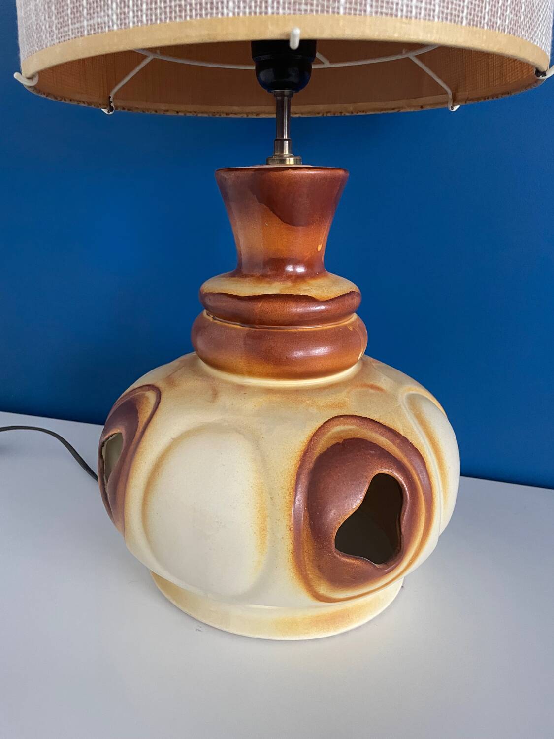 Large ceramic lamp