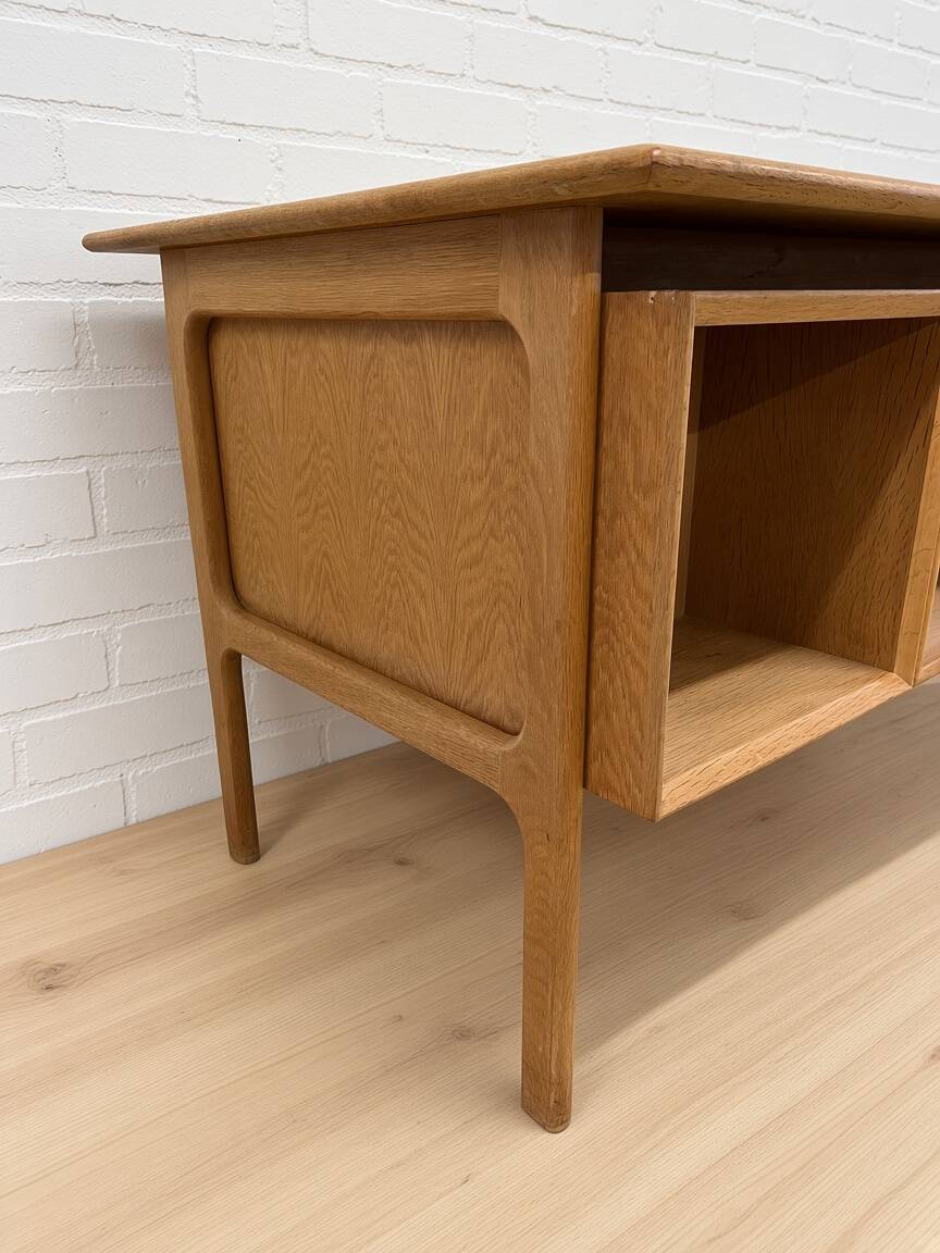 Oak Executive Desk By Arne Vodder From Brouer Møbelfabrik, Denmark, 1960s