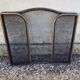 Pare feu contemporain en fonte