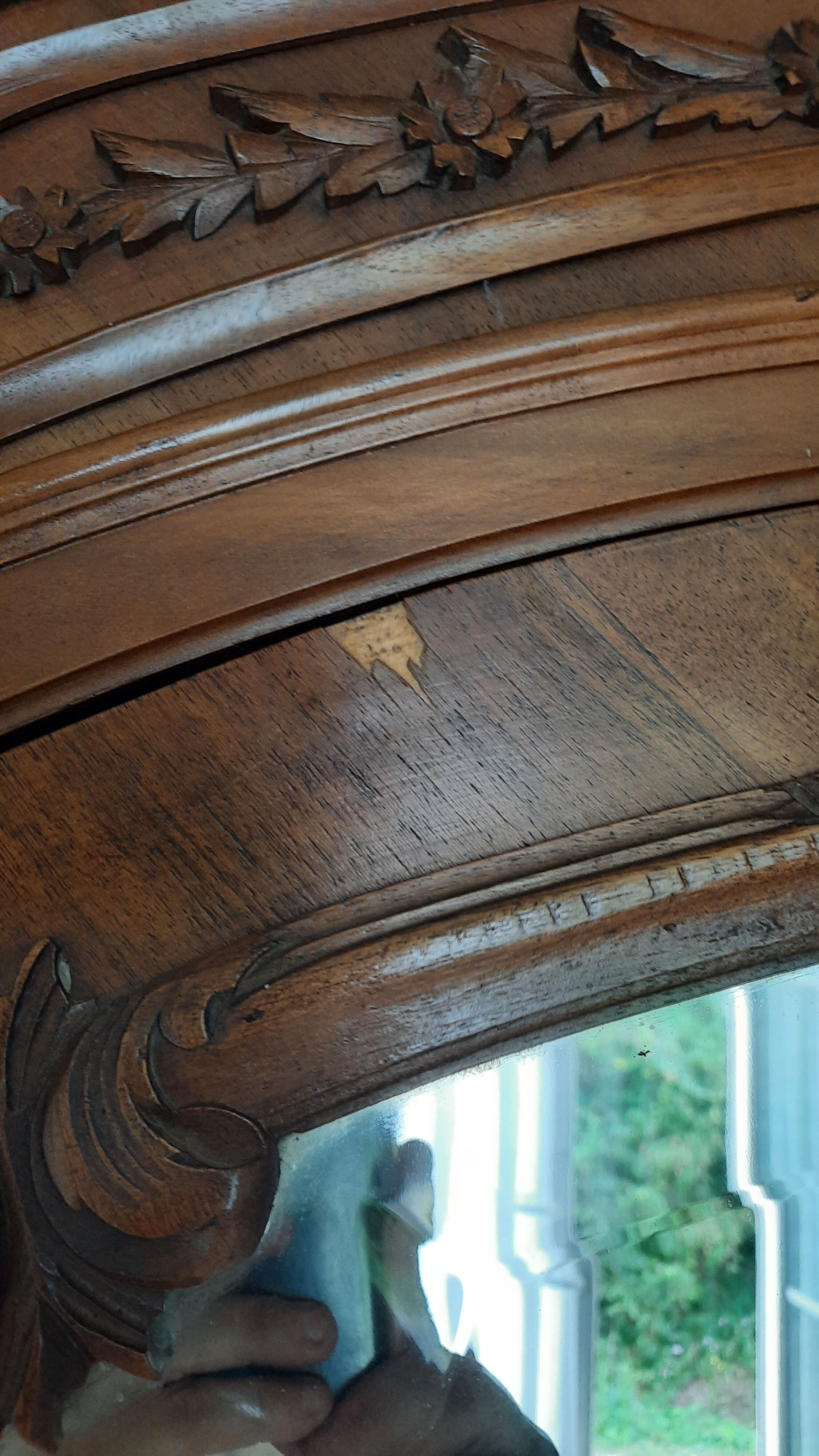 Armoire style louis XV rocaille
