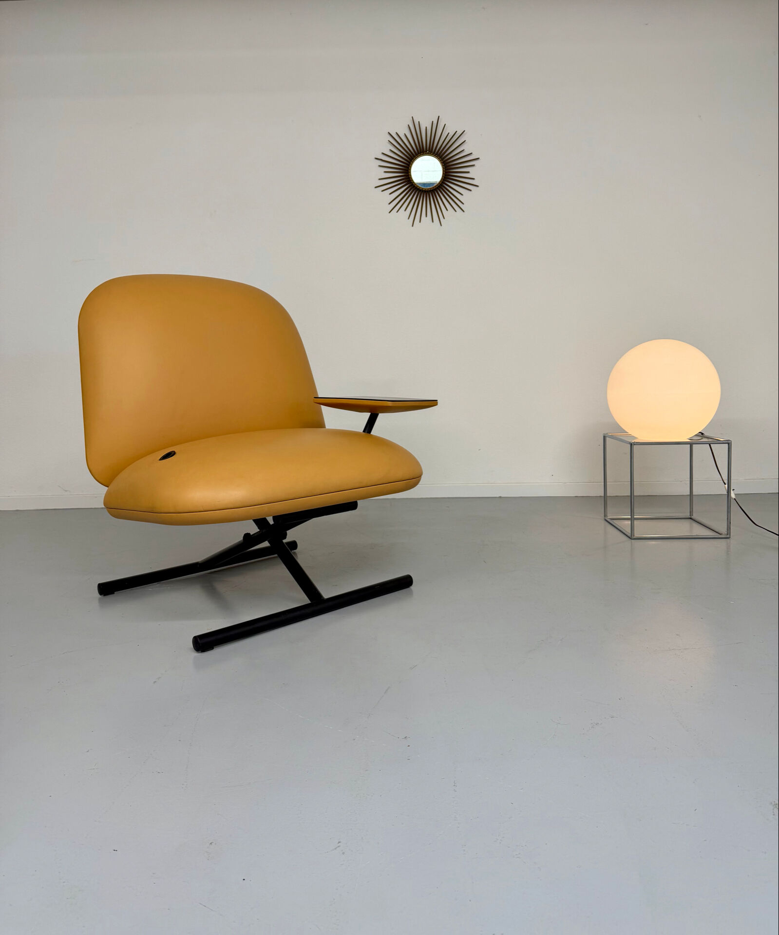 Touch armchair design by Jean Nouvel Poltrona Frau – circa 2000 vintage