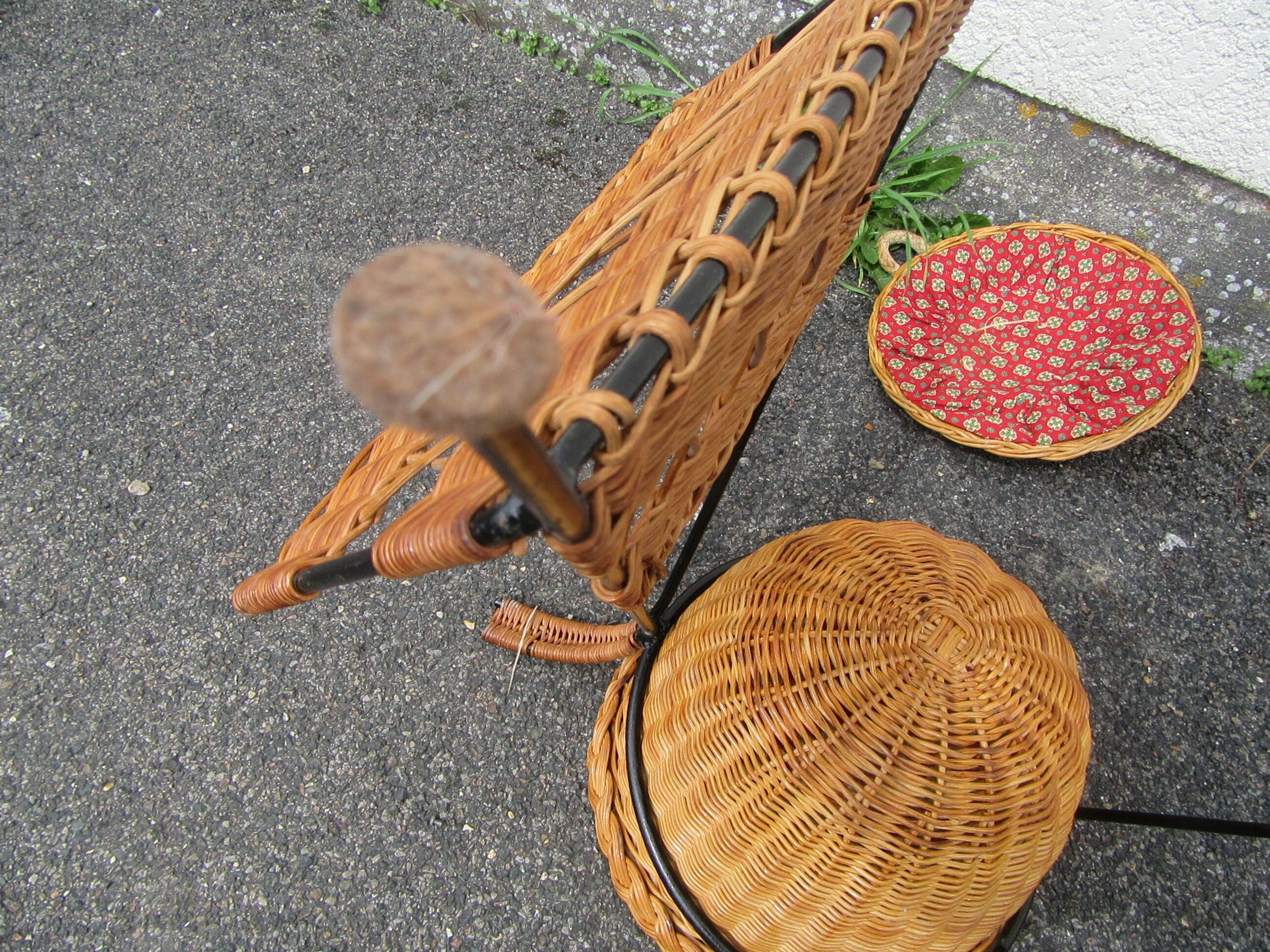Panier à ouvrage en rotin