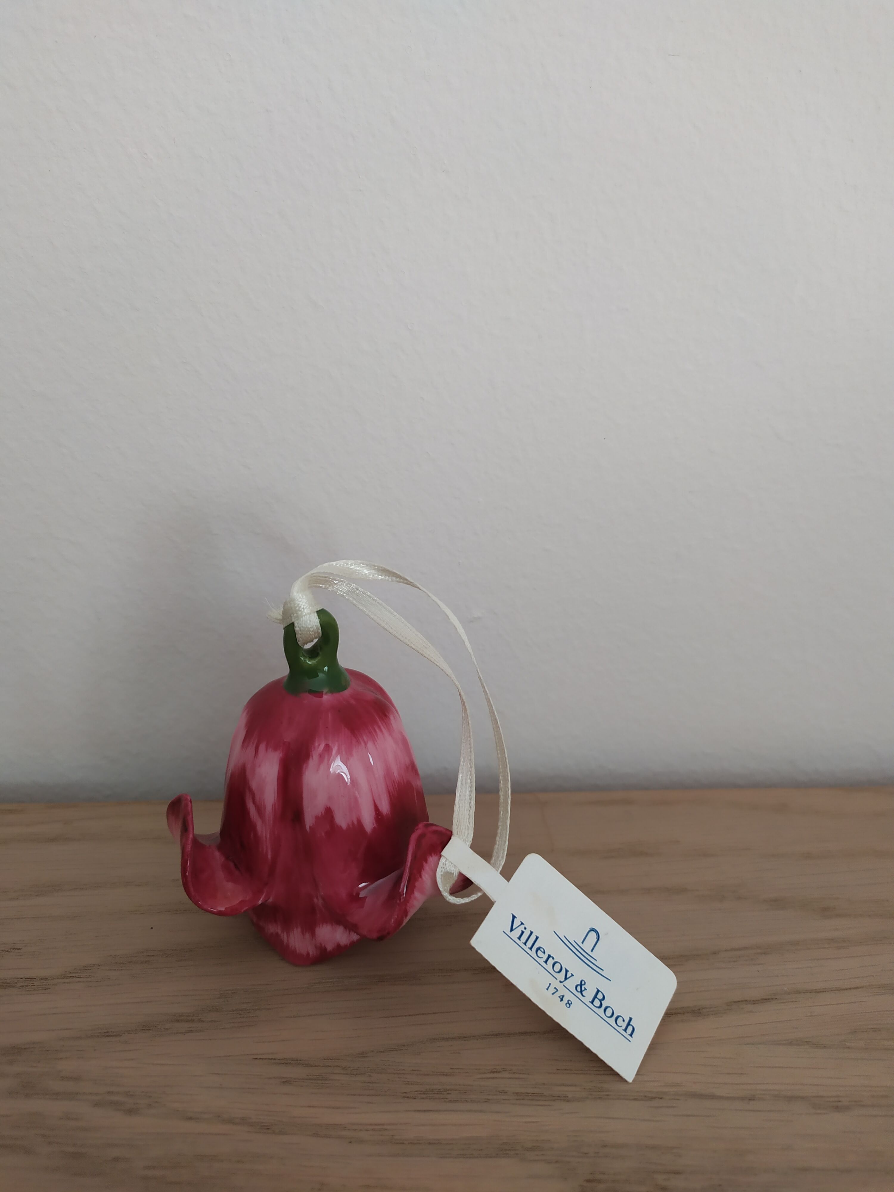 Villeroy ceramic bell and bosch