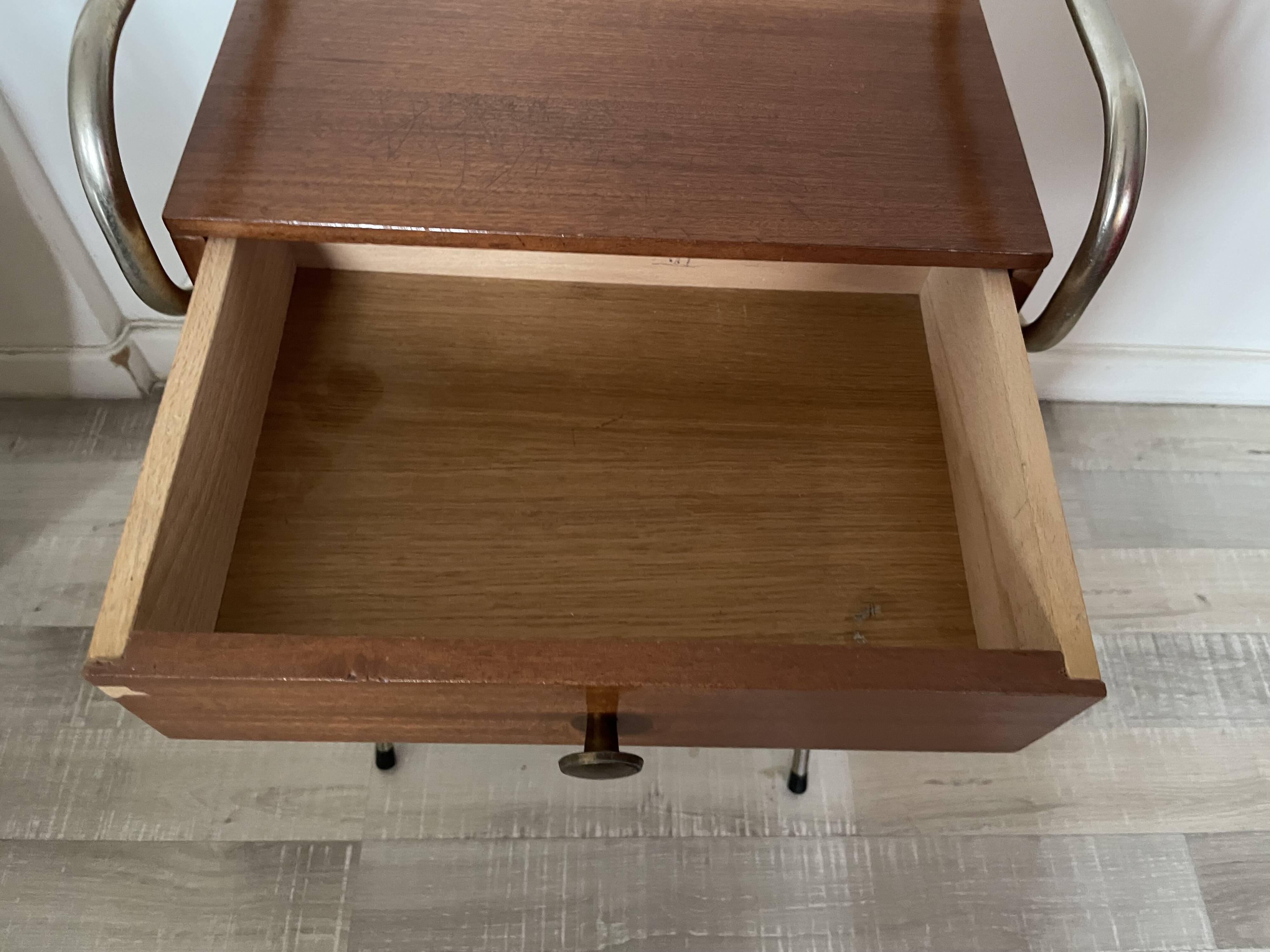 Bedside 50