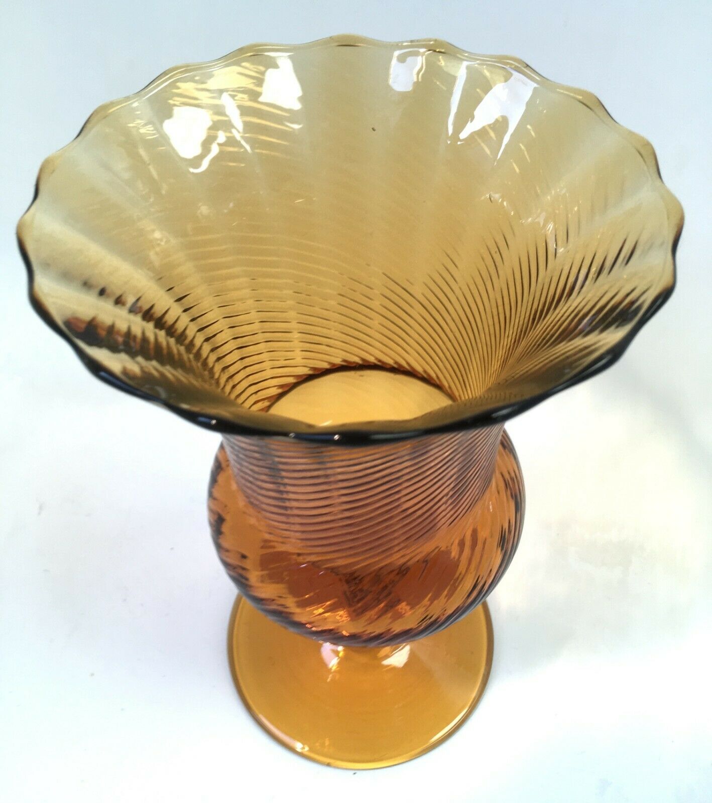 Vase glass glass yellow cut vintage streak