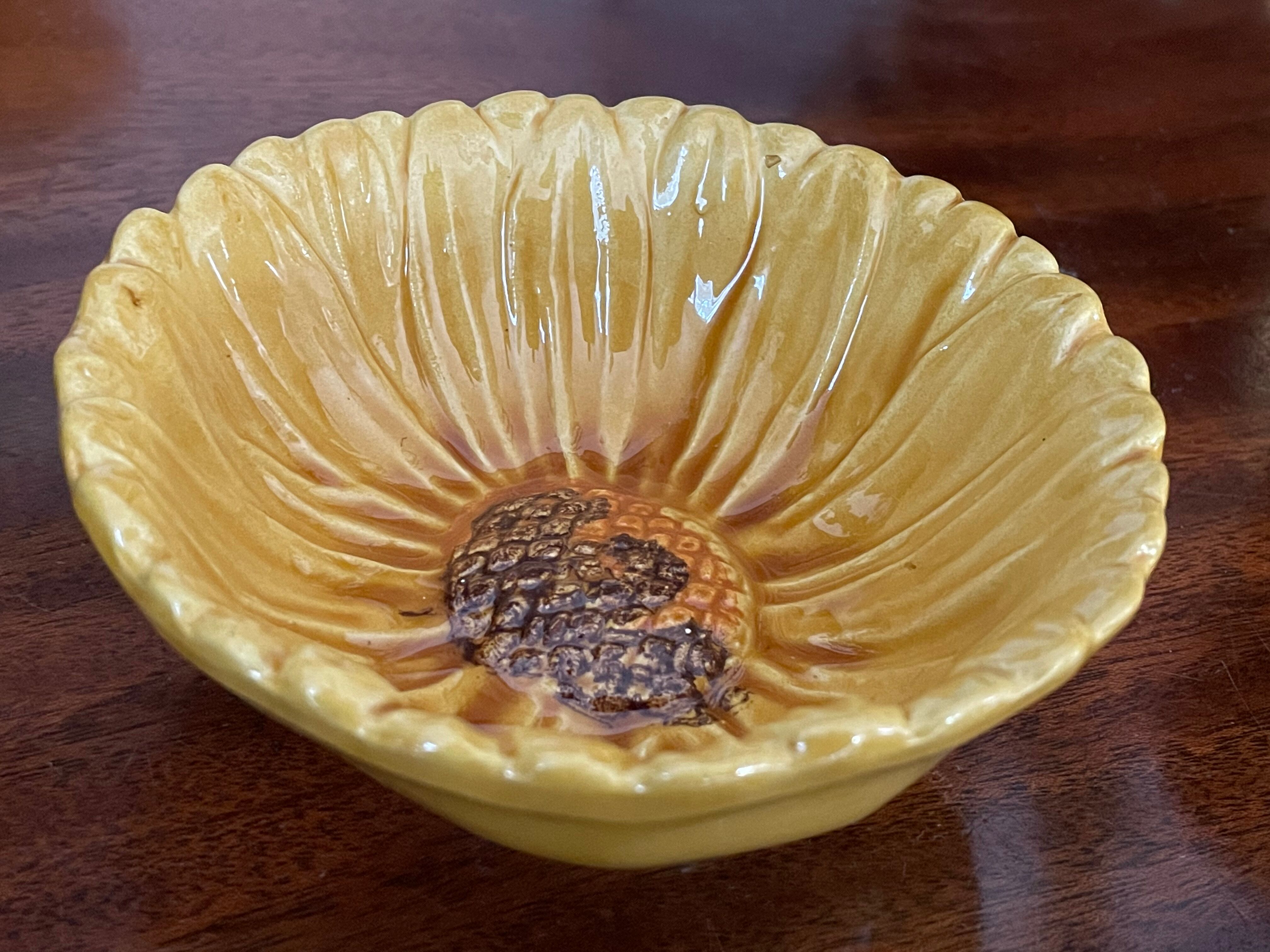 Vintage slurry bowl and cups