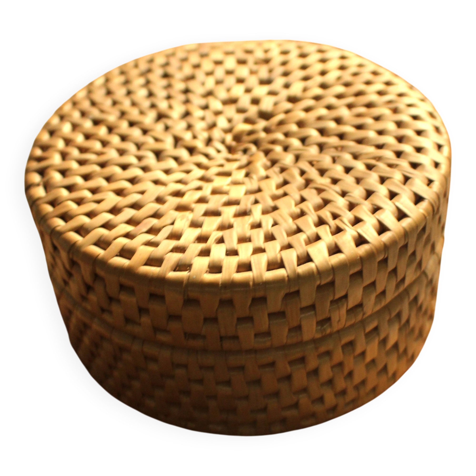 Vintage round wicker basket