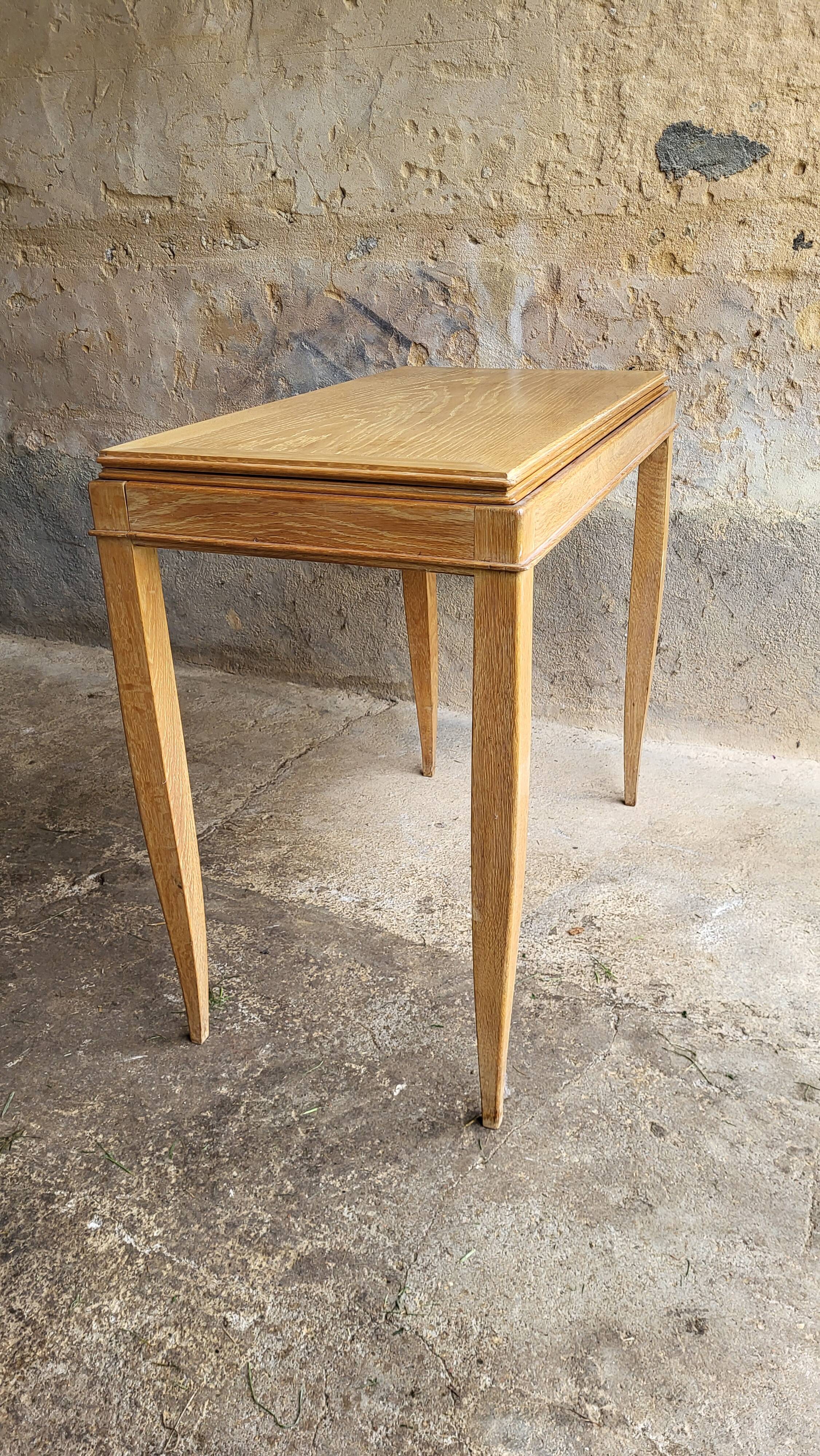 Art Deco games table