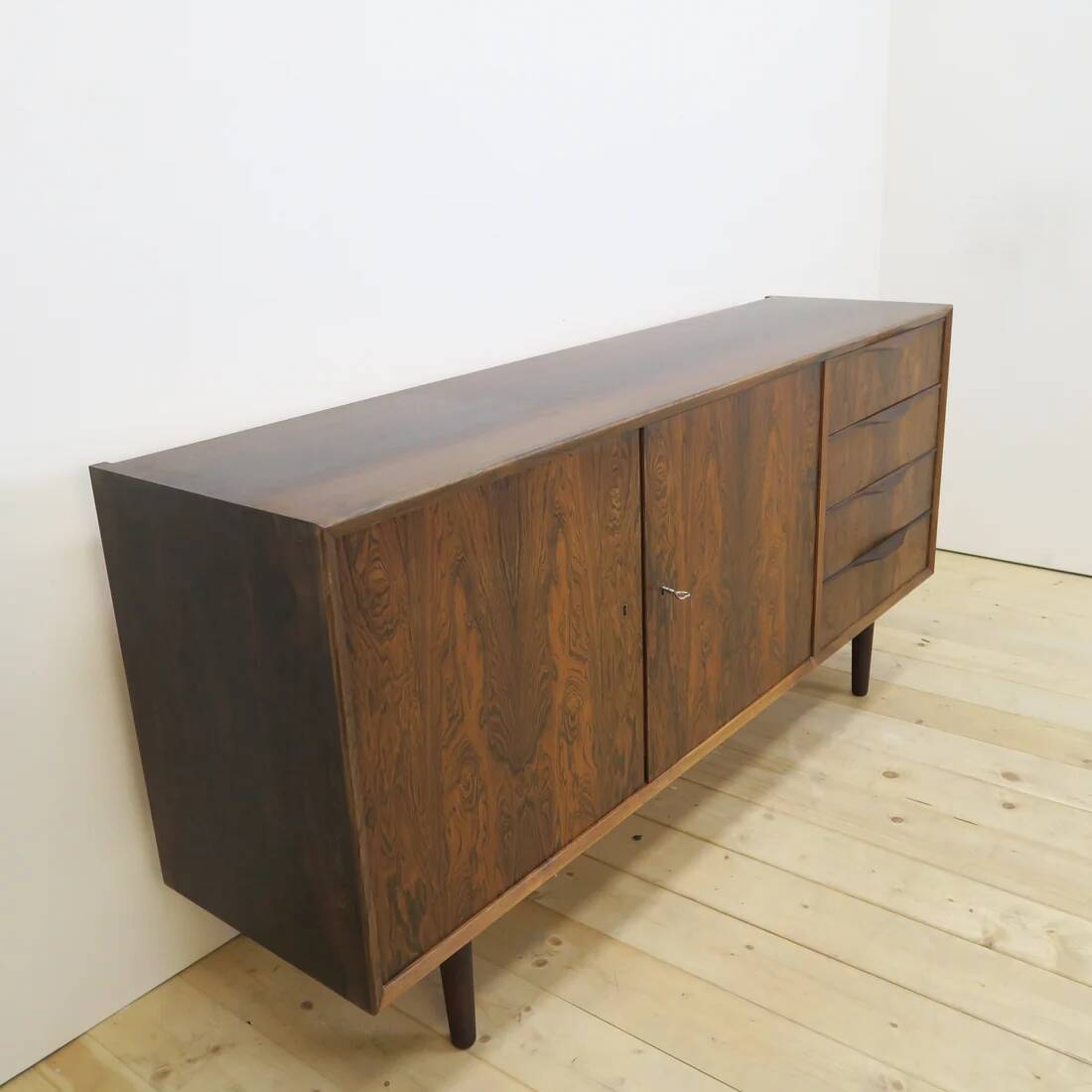Rosewood sideboard by Erling Torvits for Klim Møbelfabrik, Denmark 1960.