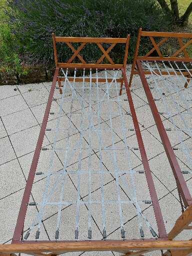 Vintage brace beds