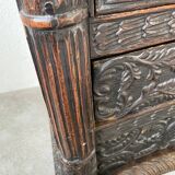 Commode XIXème pin noirci sculpté