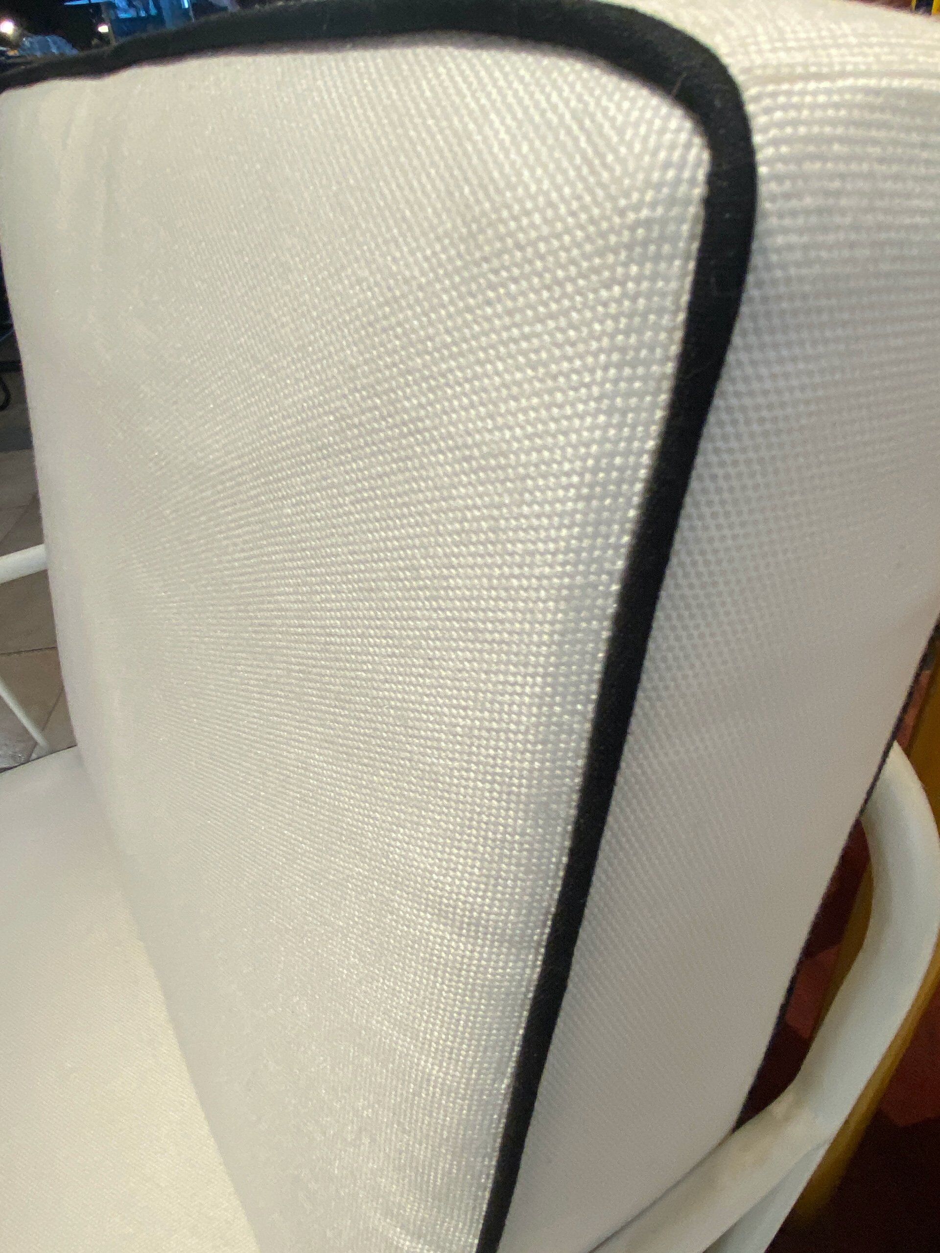 Fauteuil design de Raoul Guys