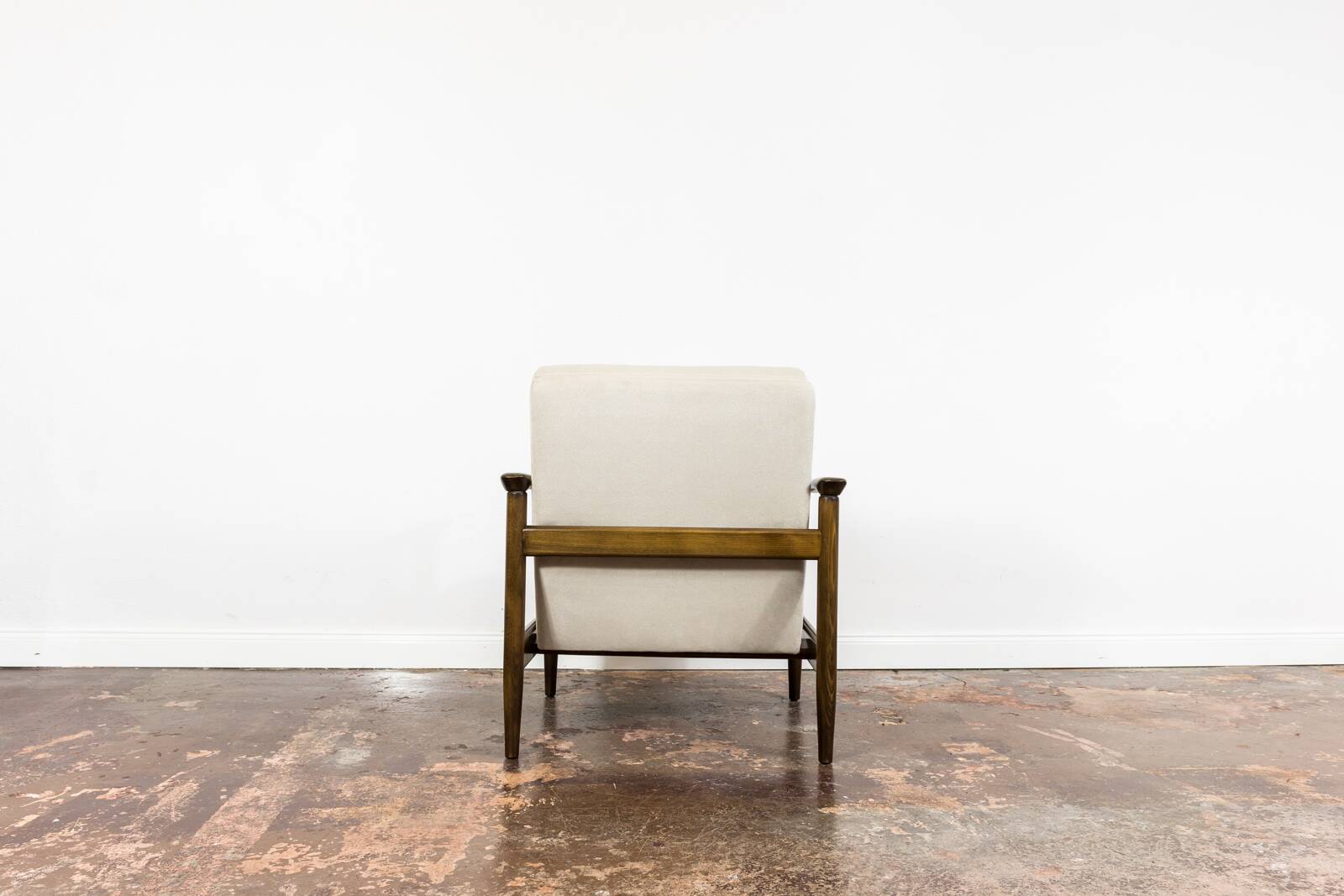 Mid-century modern Armchair "Gfm 142" By Edmund Homa,  Poland