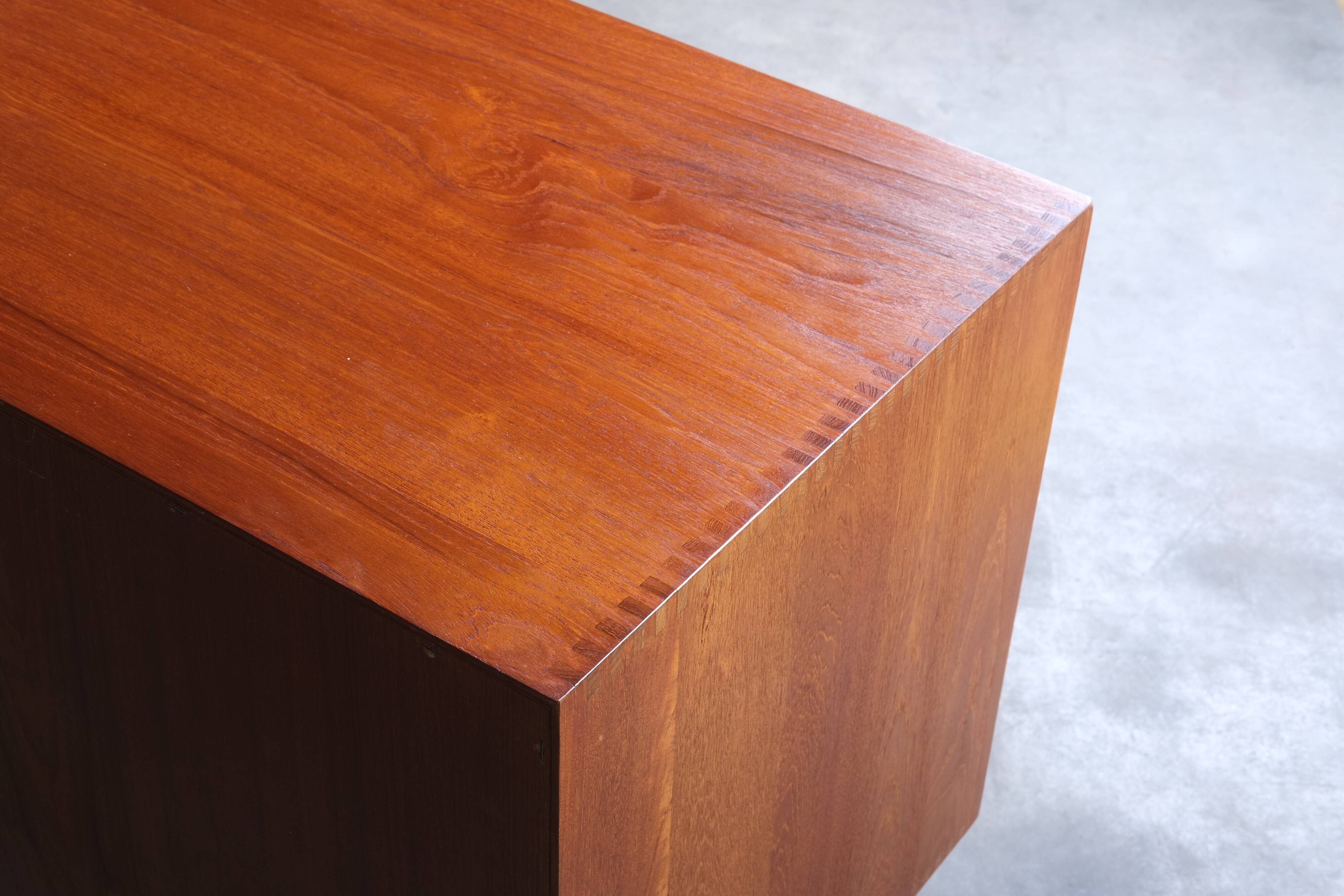 Peter Hvidt & Orla Mølgaard Nielsen sideboard