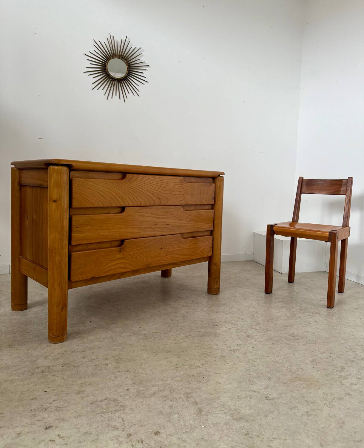 Antique solid elm chest of drawers, French design from the 60s, Maison Regain vintage