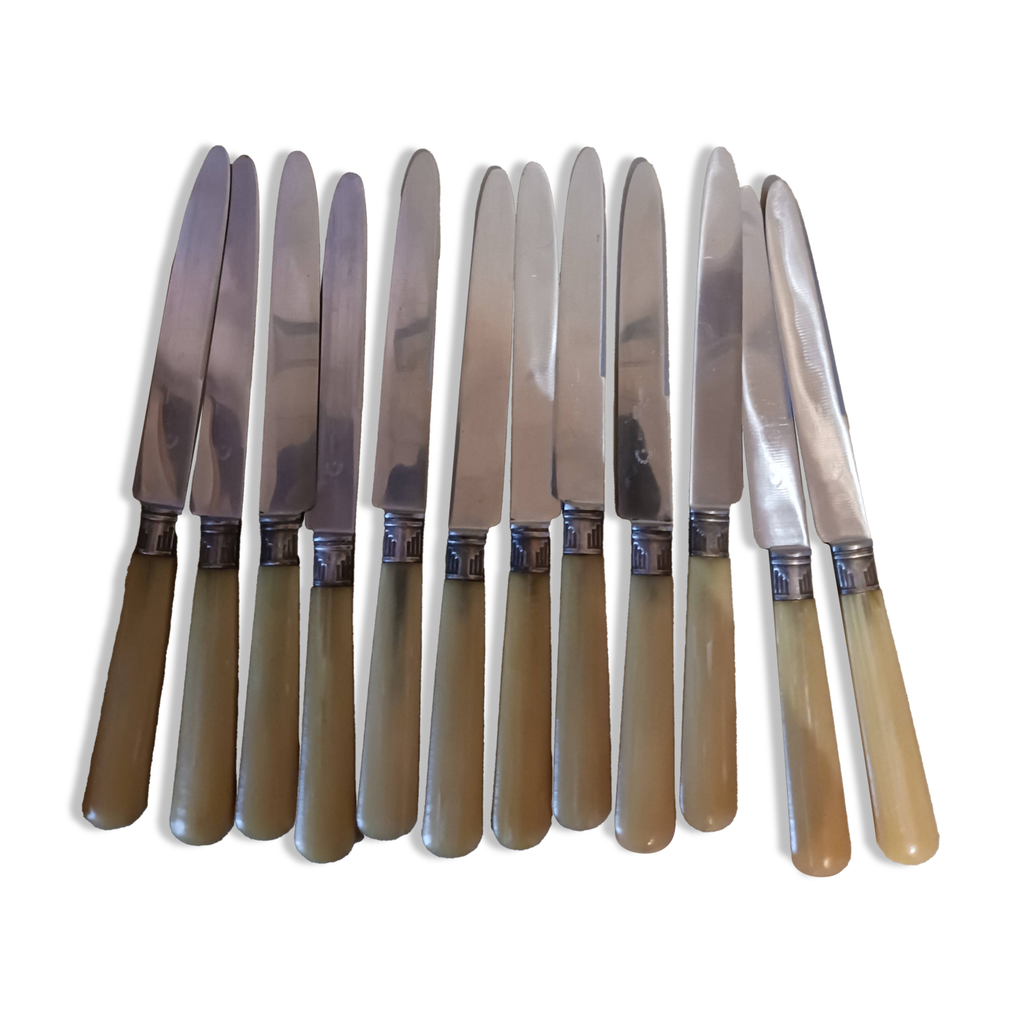 Vintage bakelite knives