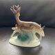 Figurine en porcelaine biche et cerf