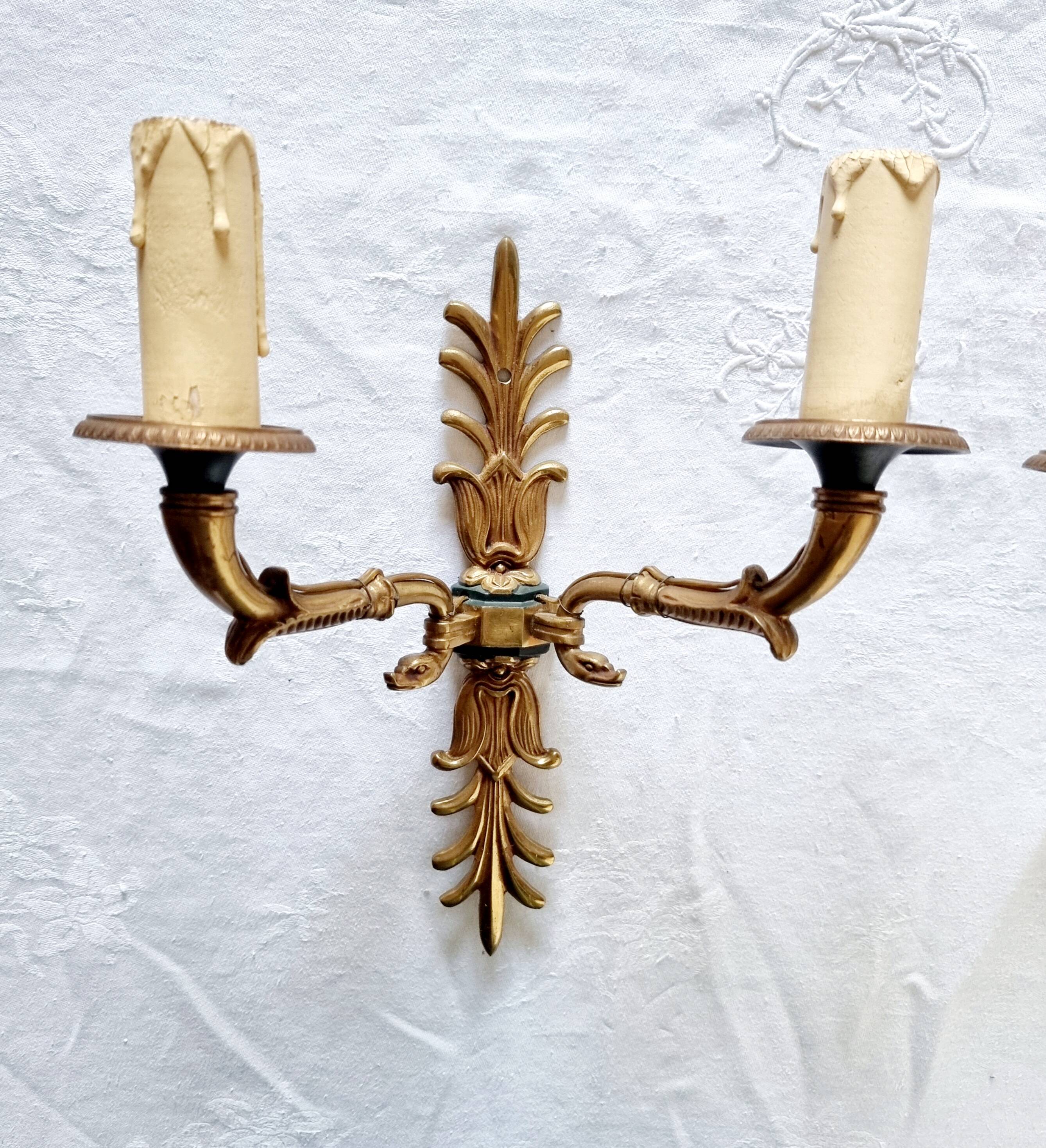 Pair of Empire style wall sconces in gilded bronze and Empire green, mid