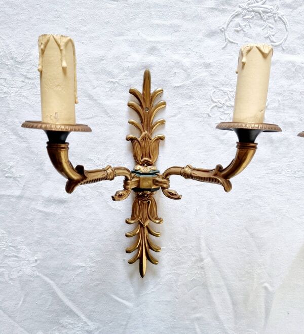 Paire d'appliques murales de style Empire en bronze doré et vert Empire, mi