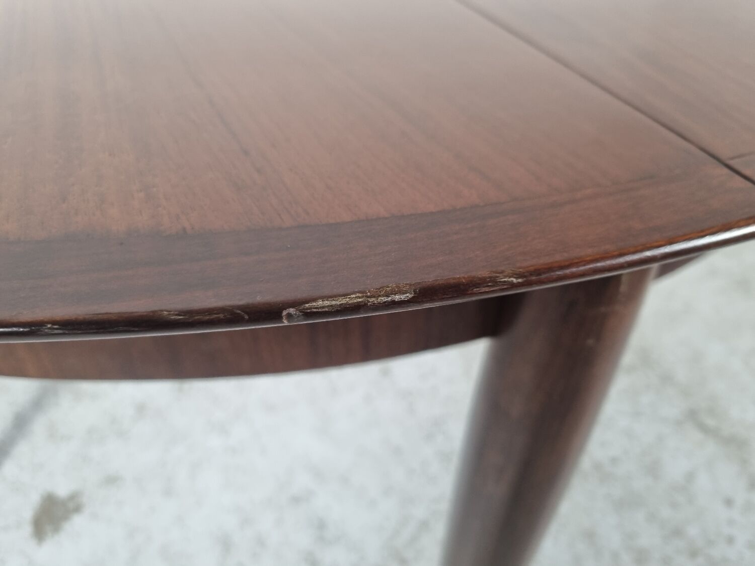Lubke round rosewood dining table, 60s