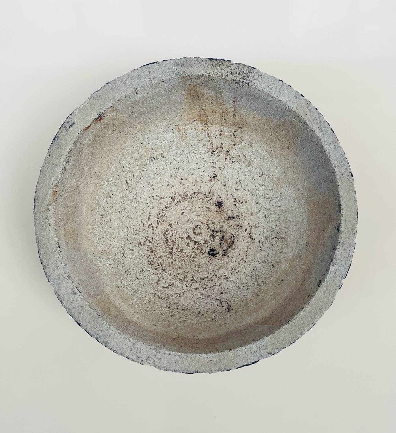 Cache-pot or planter in cement - tripod, brutalist - 1950