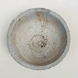 Cache-pot or planter in cement - tripod, brutalist - 1950