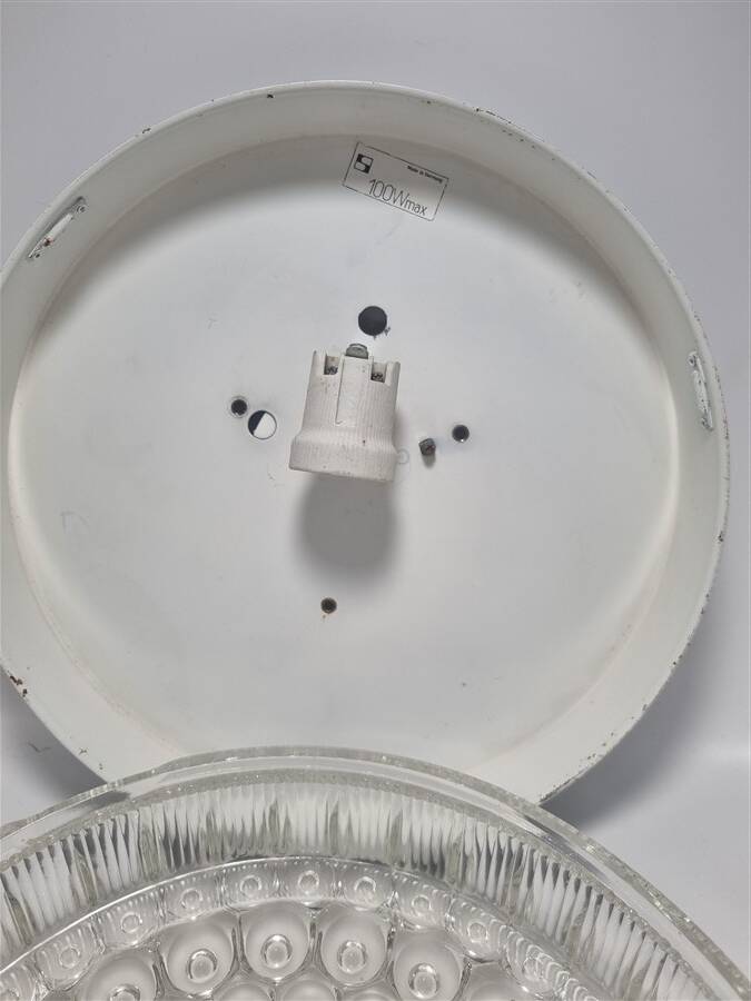 Staff wall or ceiling light