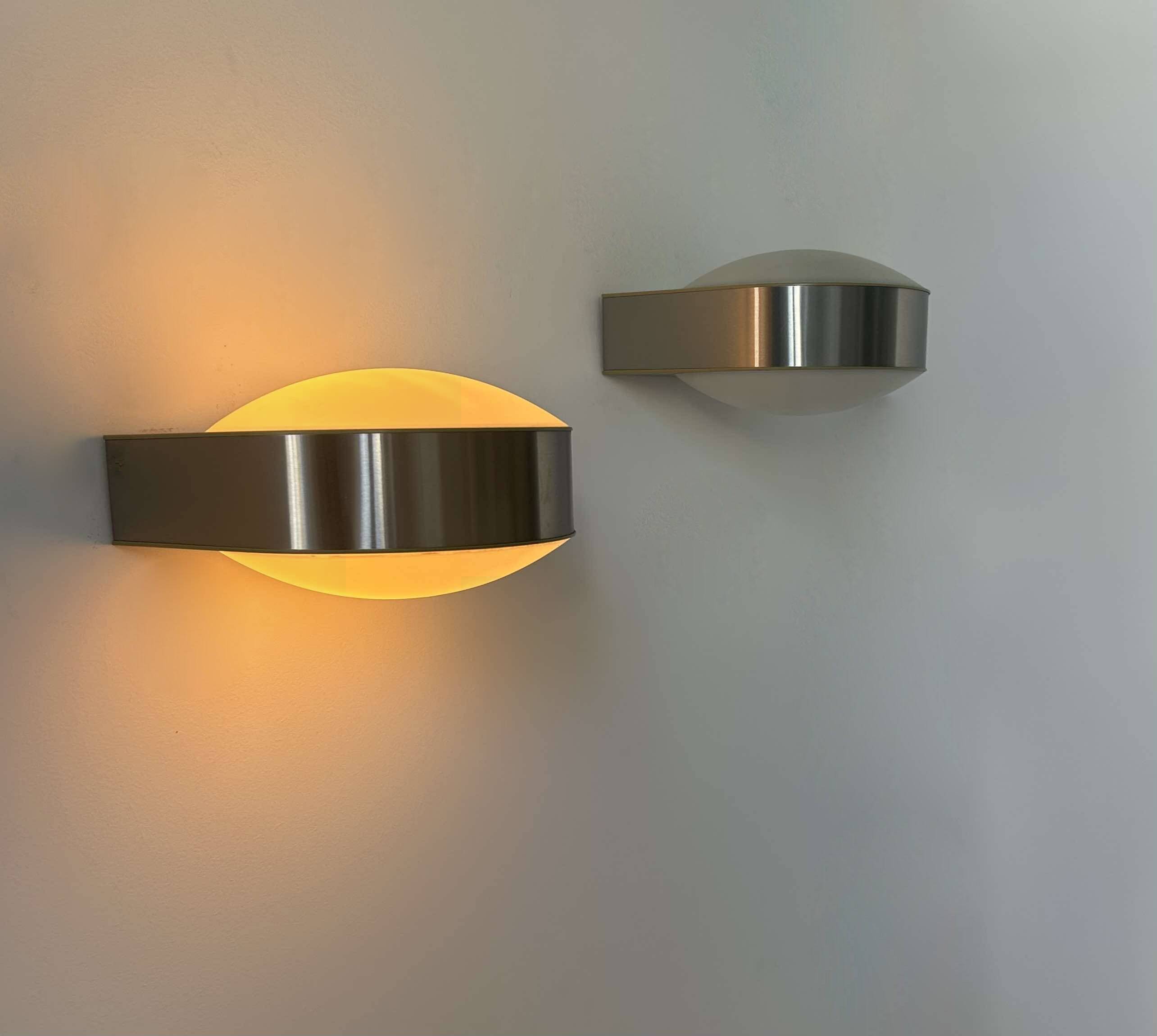 Pair of vintage modernist wall lights, Perspex, Holland 1980