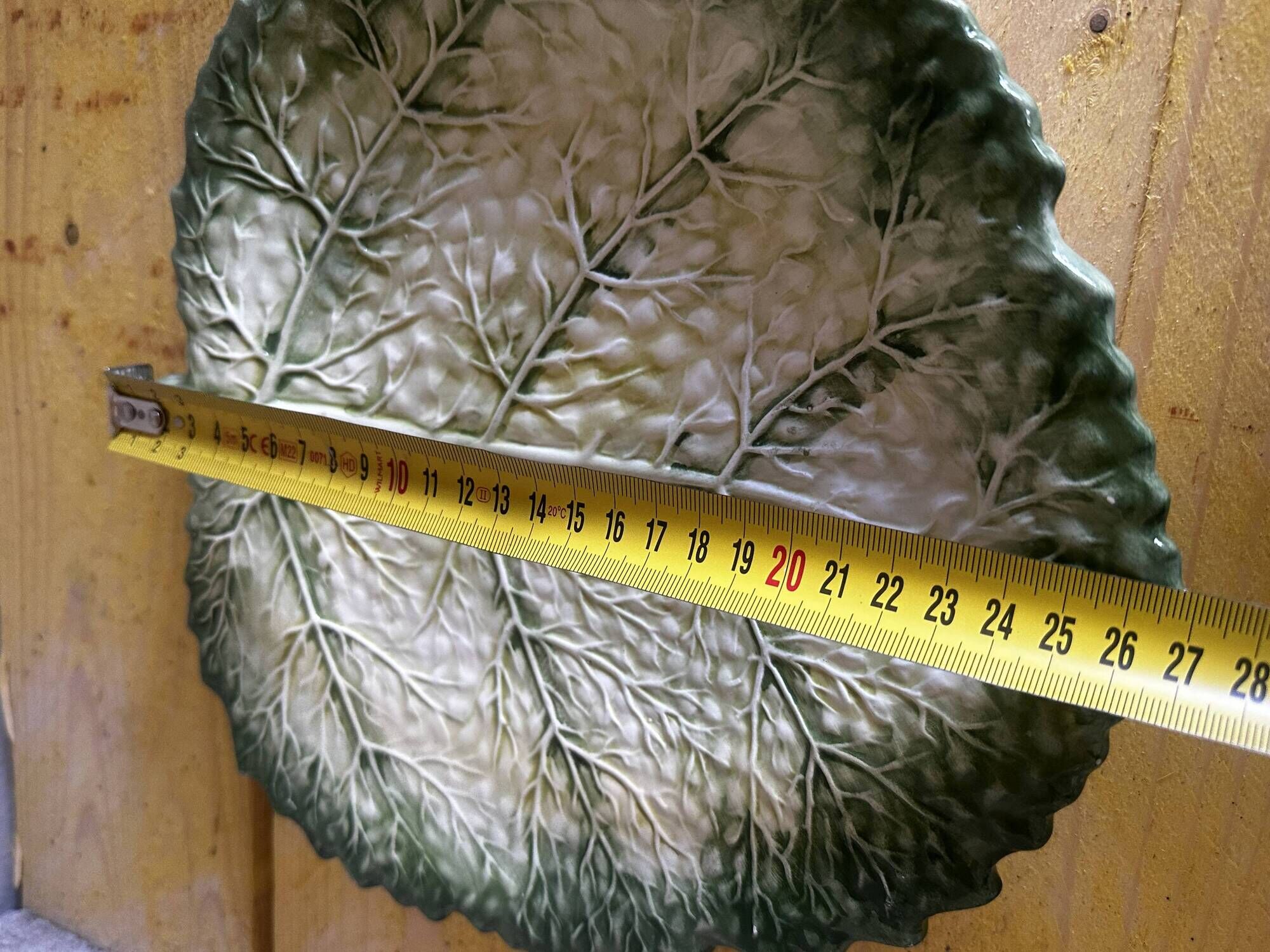 Empty Pocket / Basket / Ceramic Dish Barbotine Cabbage Leaf signed GV