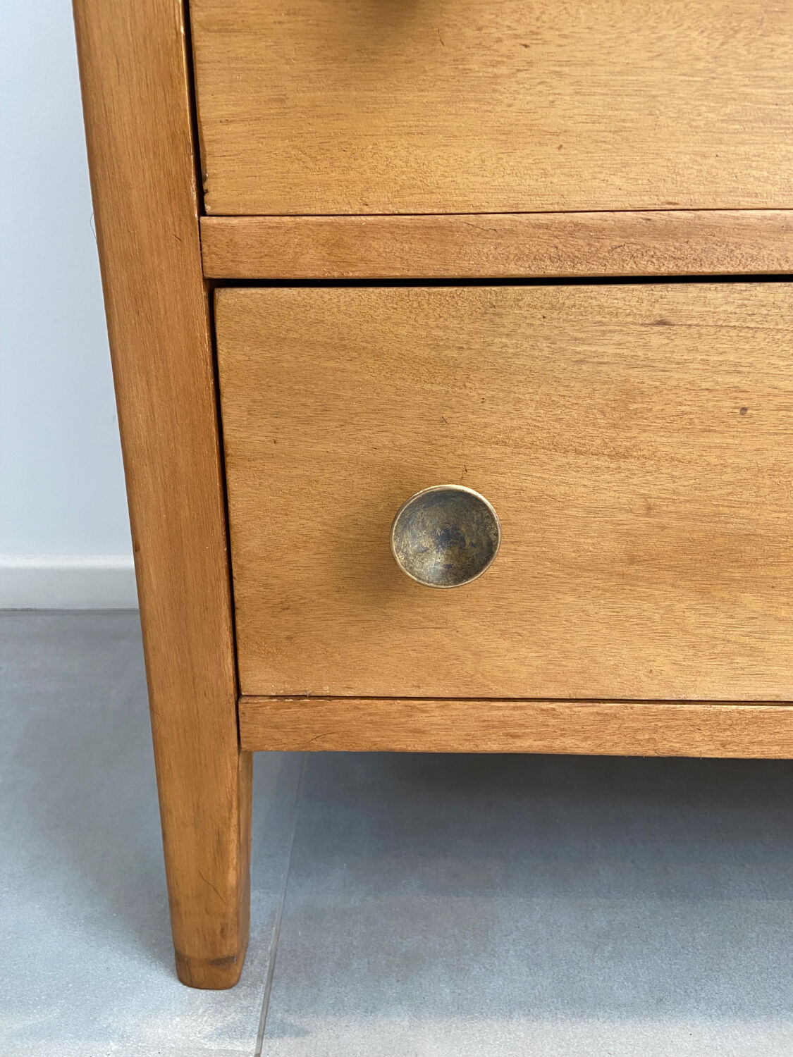 Antique chest of drawers