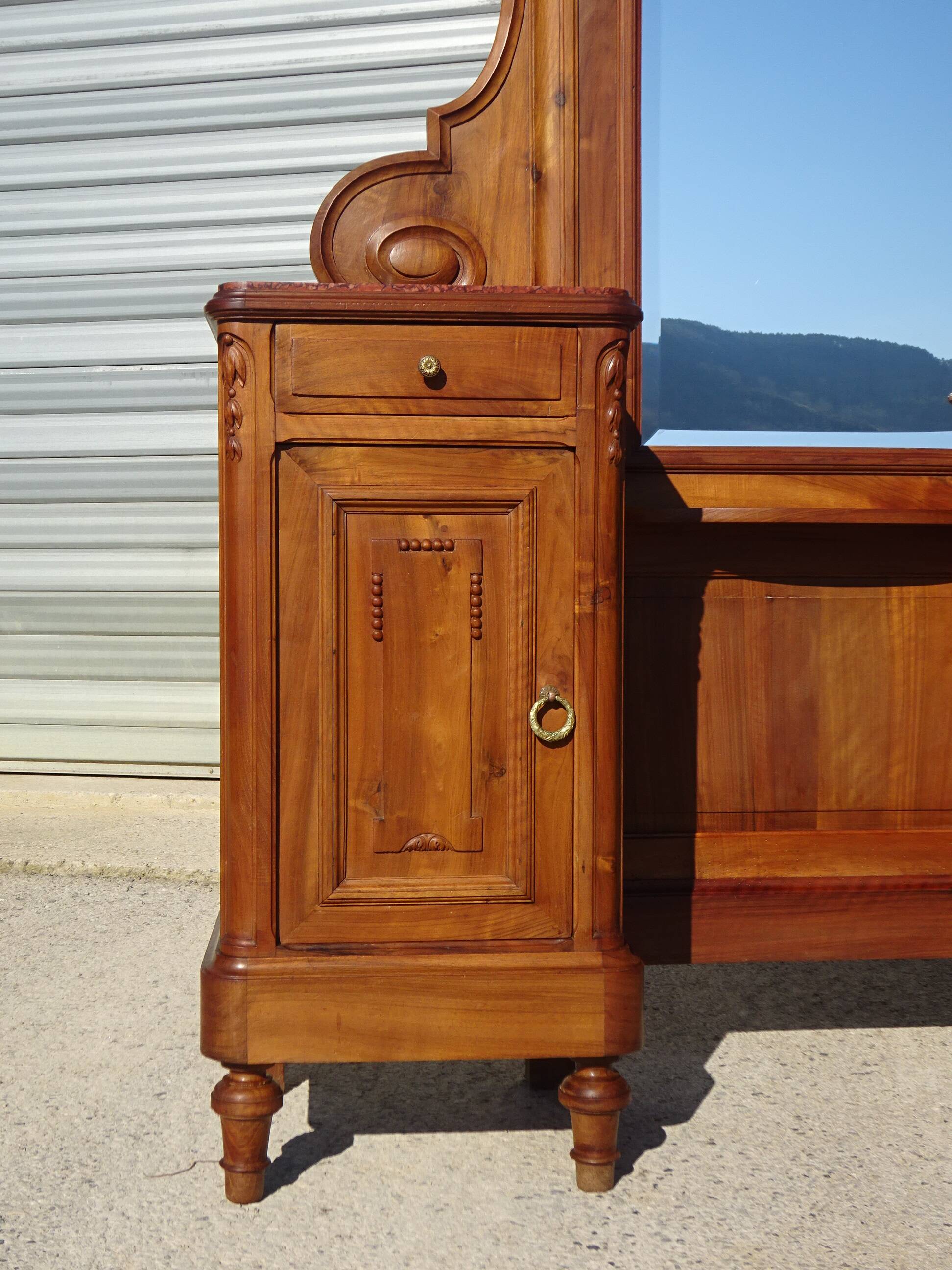 Coiffeuse avec rangements style Louis XVI