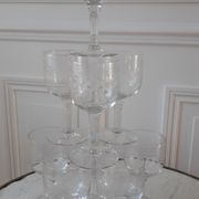 Set of 9 crystal wine glasses engraved early twentieth century