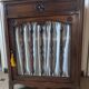 Buffet bas ancien en bois massif