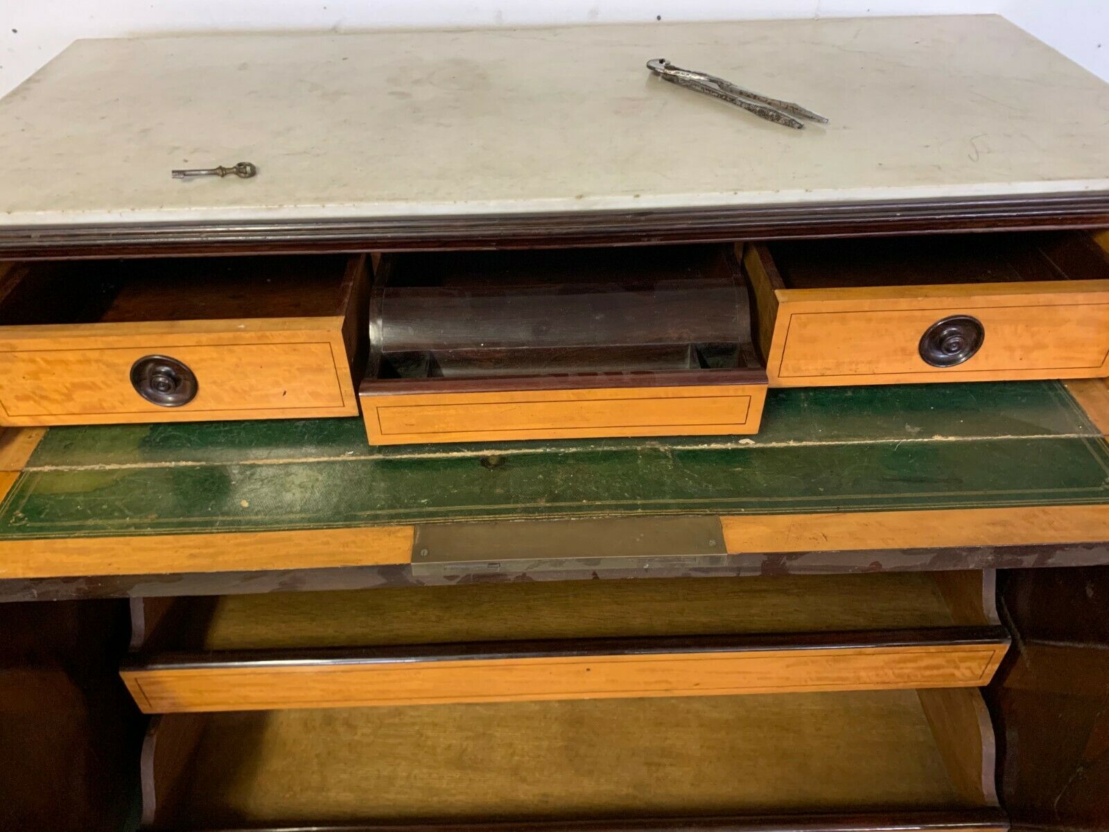 Buffet convenient secretary in Palissandre Commodus Napoleon III