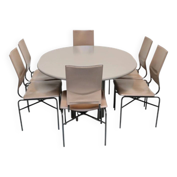 6 chaises de salle à manger conçues par Ross Littell / Matteo Grassi