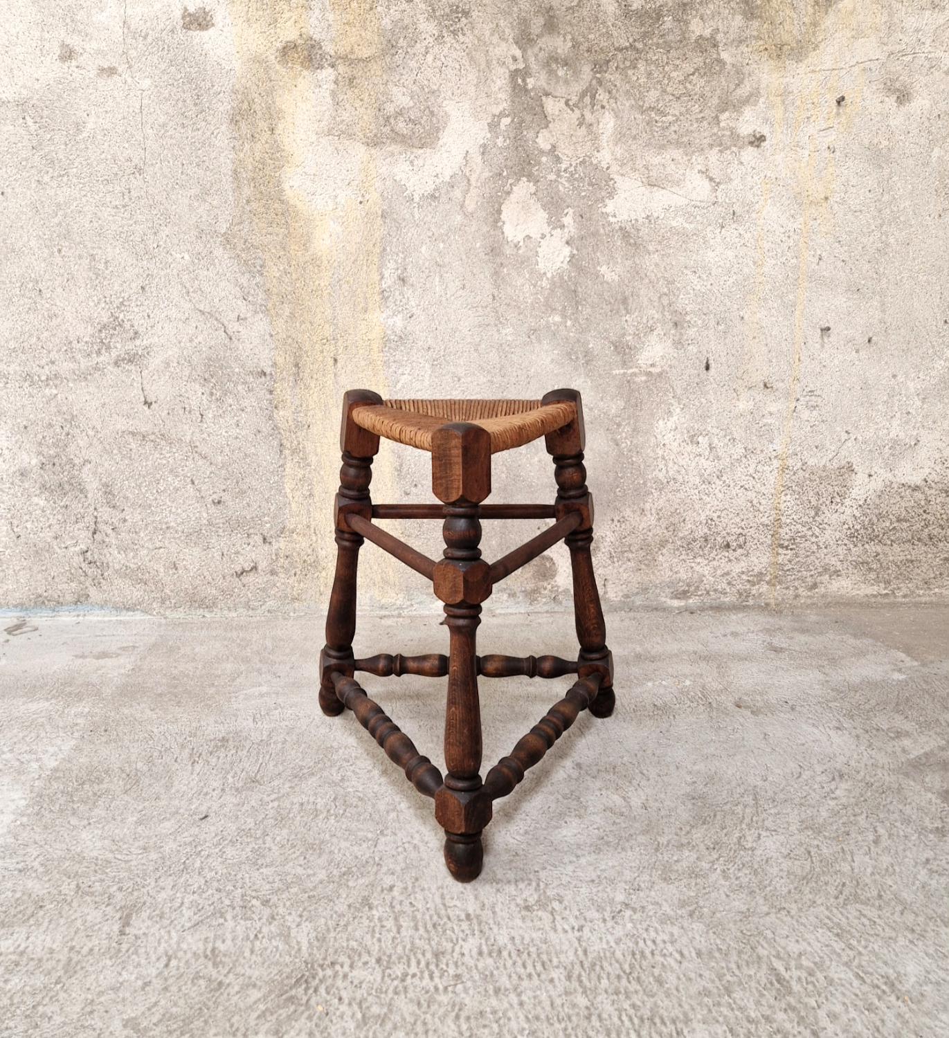 Wood and straw tripod stool