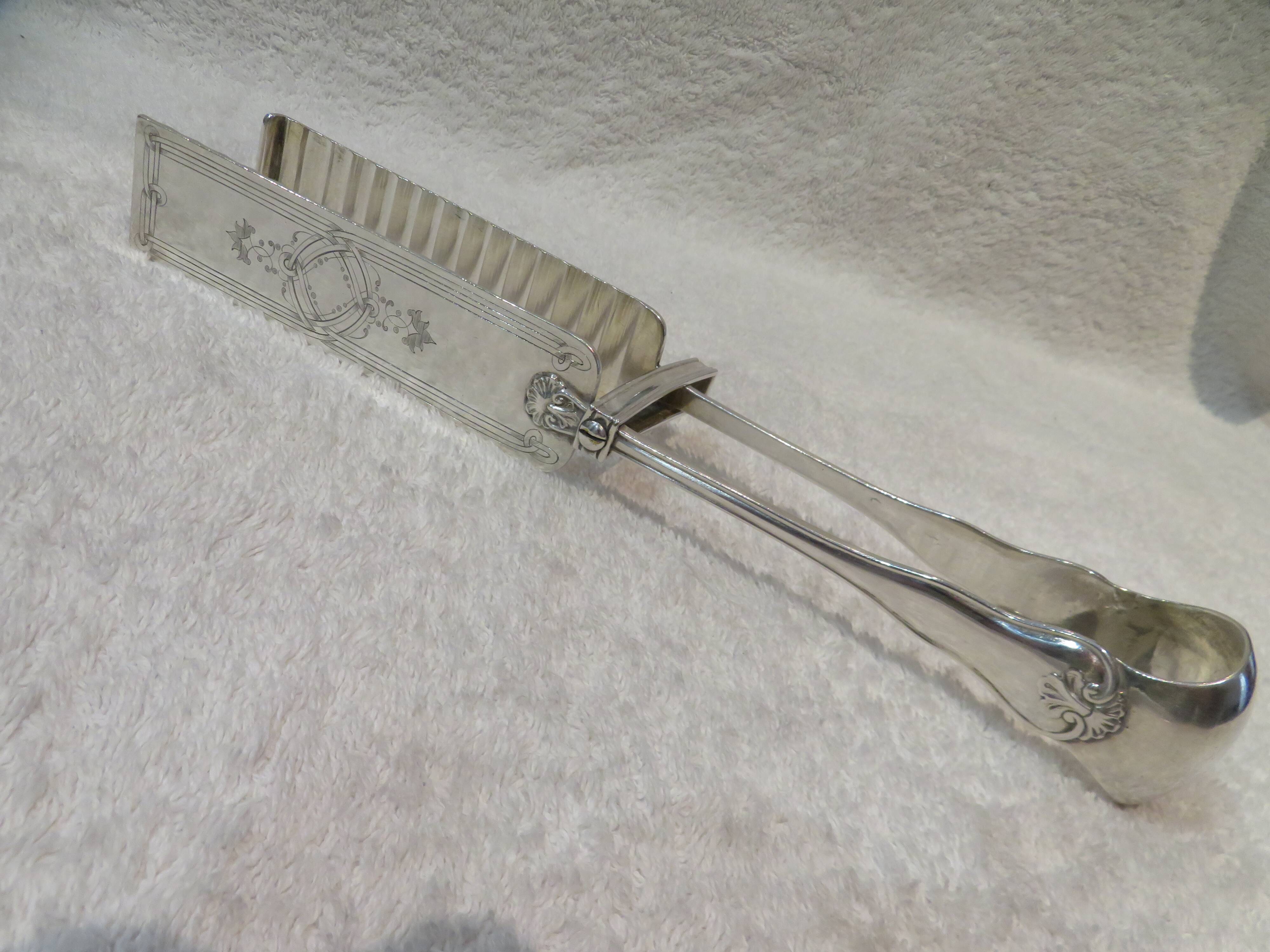 Silver-plated asparagus tongs, goldsmith Trouret Louis XV style, 25.7cm