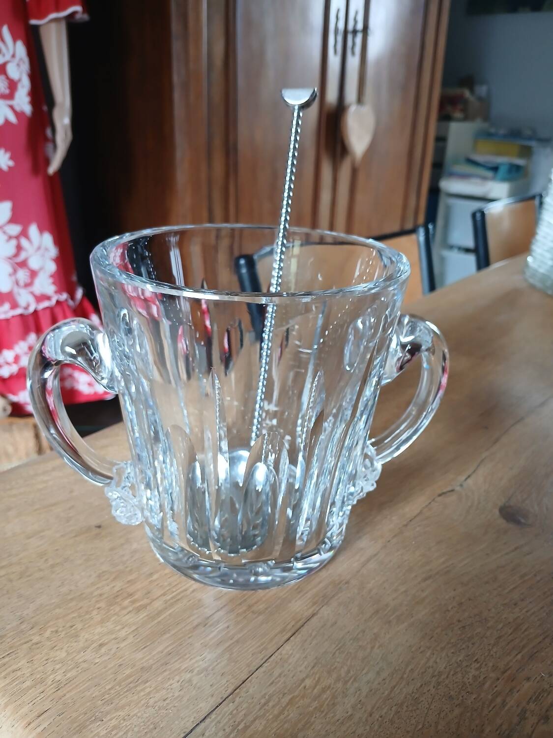 Crystal ice bucket