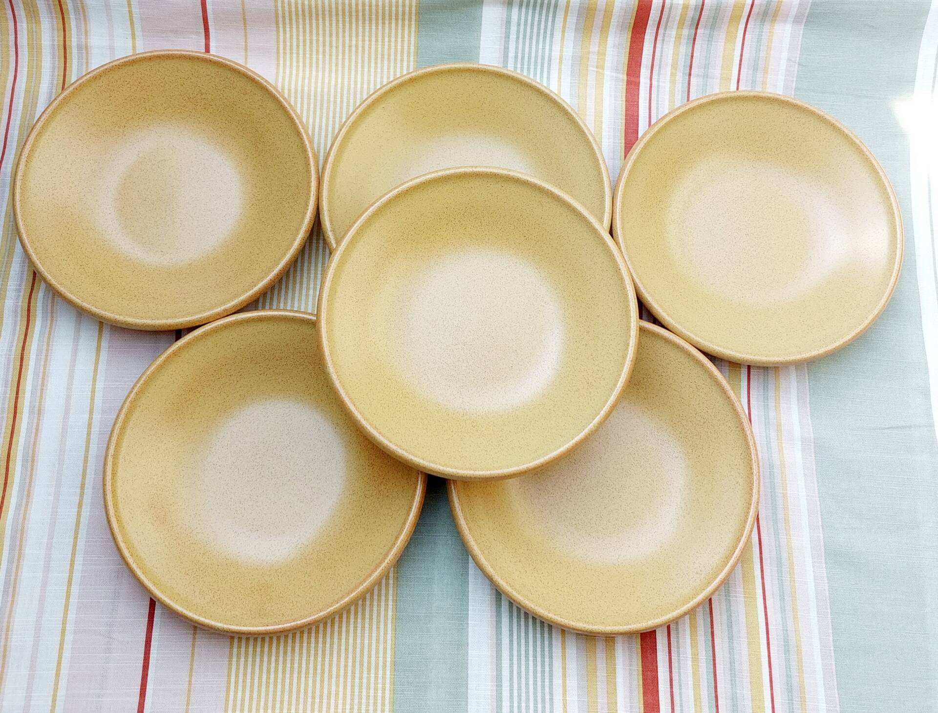 Assiette creuse grès moucheté