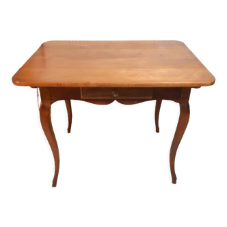 Beautiful rustic table Louis XV (in parts of period), restored and rewaxed, twentieth tray in merisier,