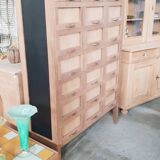 Meuble de quincaillerie ancien