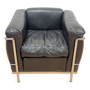 Fauteuil LC2 en cuir noir avec cadre chromé par Le Corbusier pour Cassina, 1965