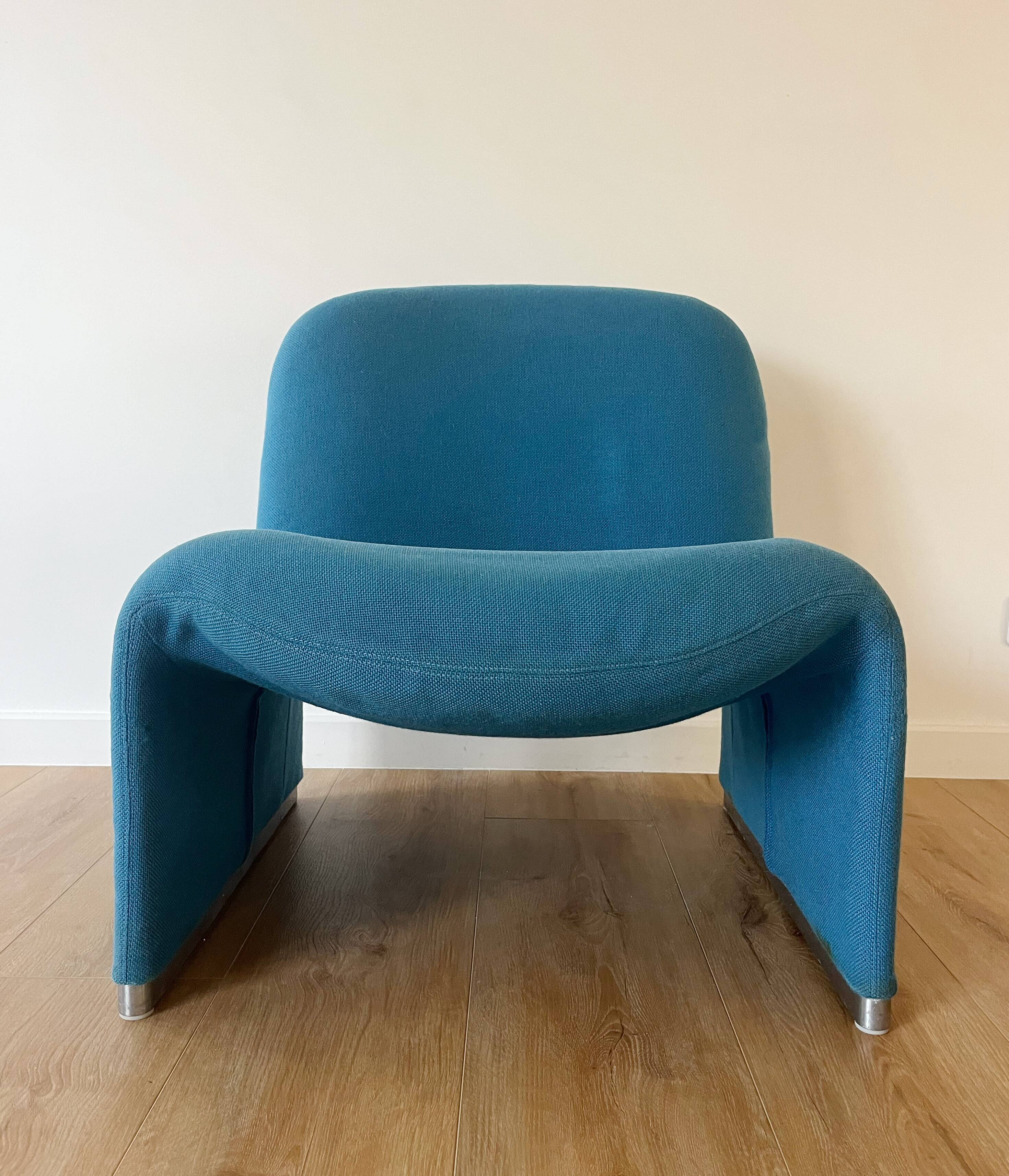 ALKI armchair by Giancarlo Piretti for Castelli.
