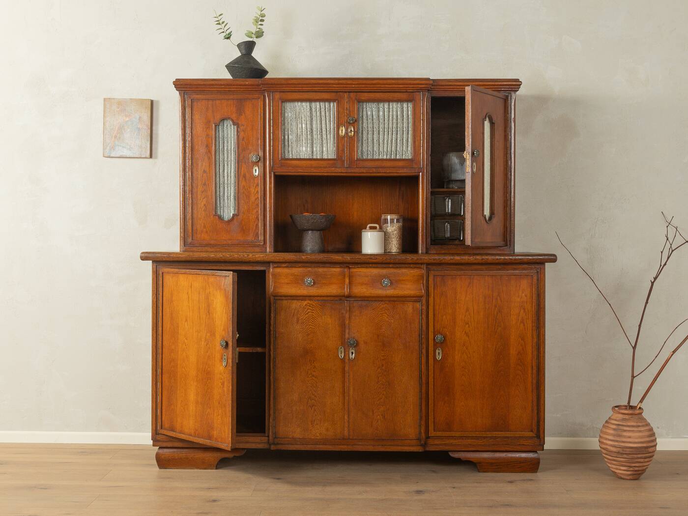 Wonderful two-piece kitchen cabinet from the 1920s